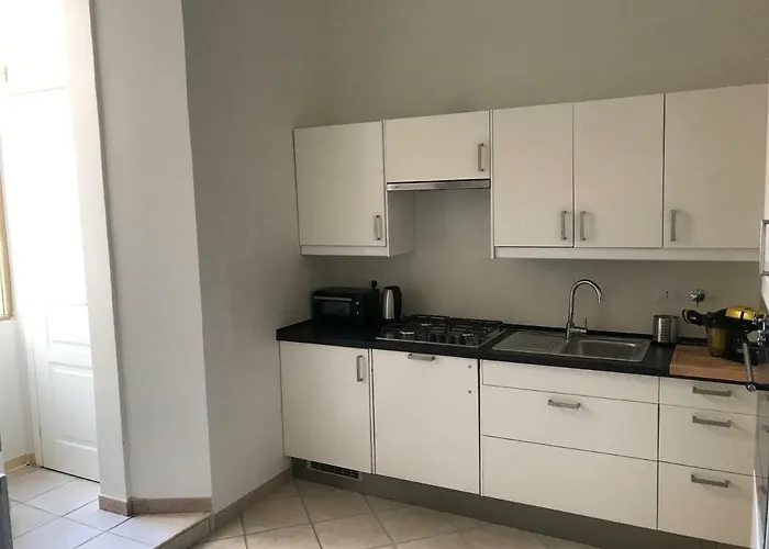 Harmony Coliseum Apartment *